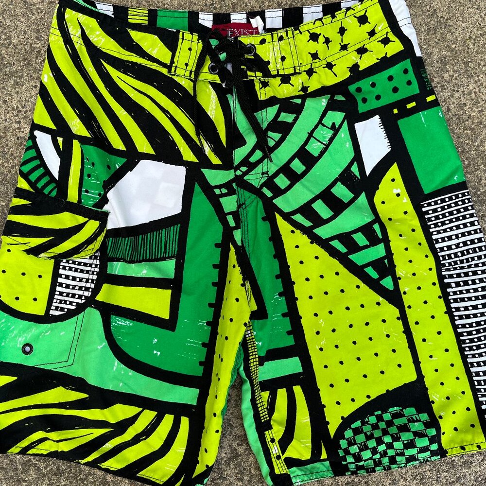 Men's EXIST Bold Mod Green Abstract Board Shorts Sz Small Surfer Beach Cali